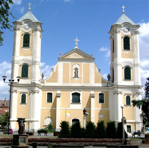 A gyöngyösi Szent Bertalan Plébánia fejlesztése