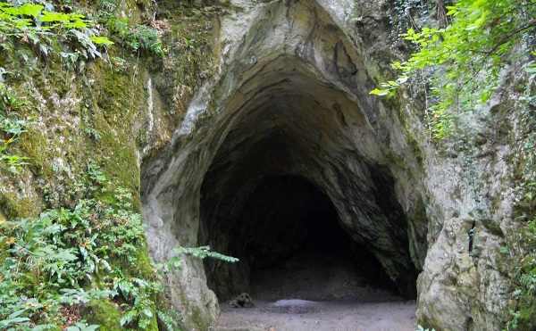 Uniós támogatással korszerűsítenek bükki barlangokat