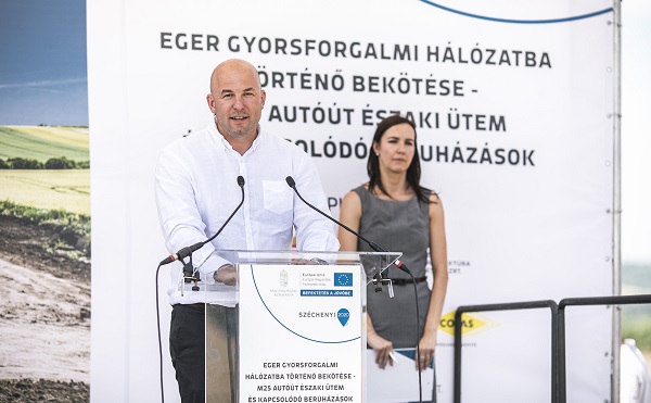 Letették az M25-ös alapkövét