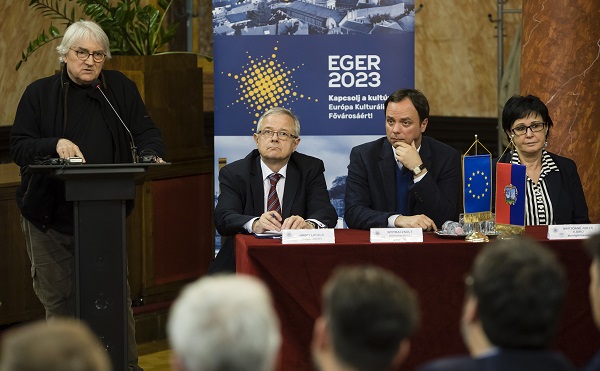 Megvalósítja EKF pályázatát Eger