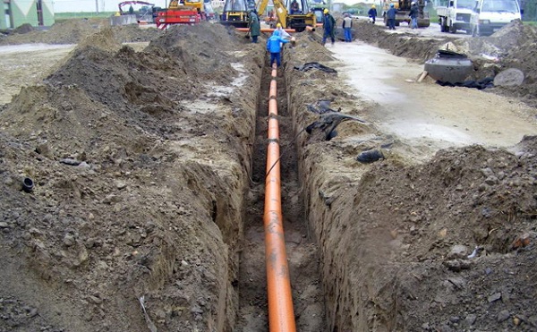 Korszerűsítik Eger szennyvízcsatorna hálózatát