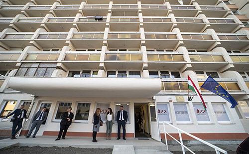 Áldozatsegítő központot adtak át Egerben