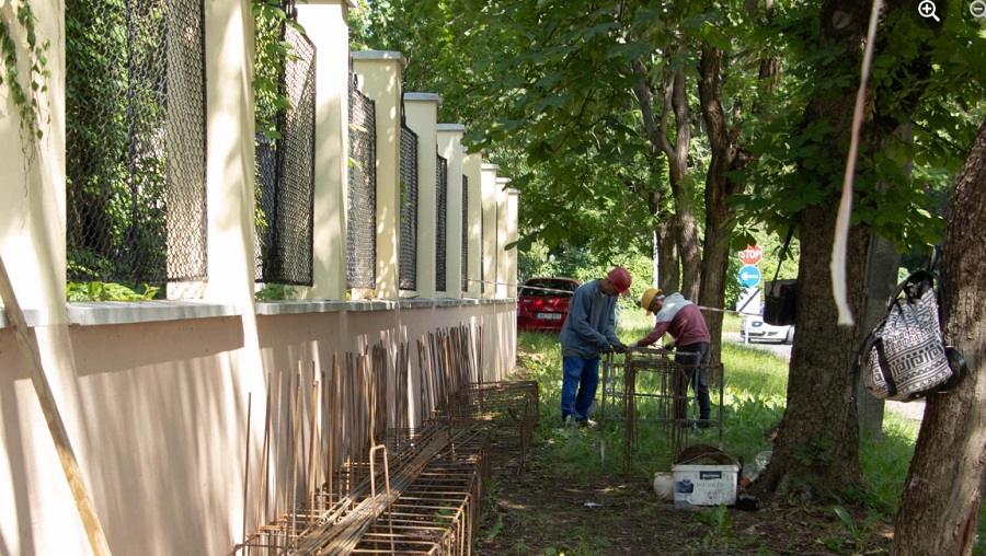 Felújítás vette kezdetét Egerben a Grőber temetőben