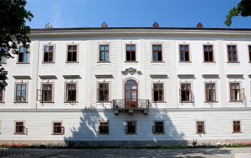 Érseki palota - 2016-tól az egri idegenforgalom slágere lehet